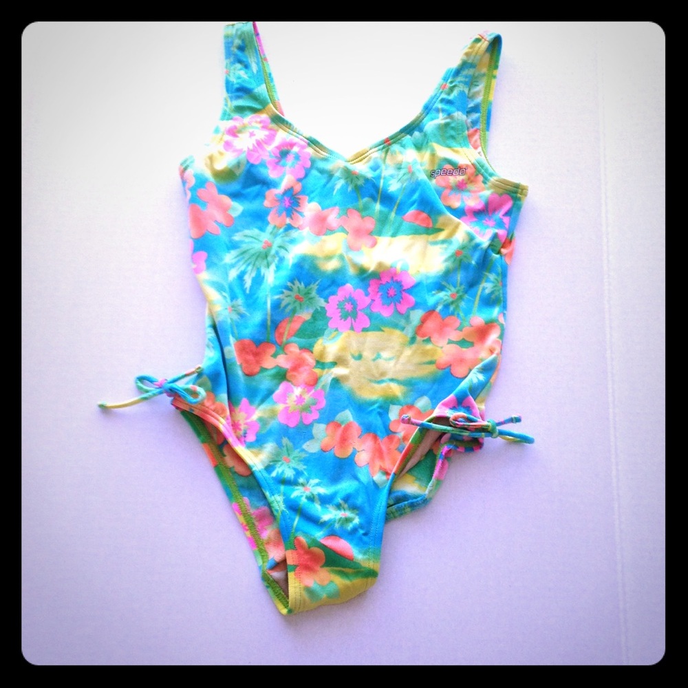Speedo Hawaiian Style Pattern Swimsuit